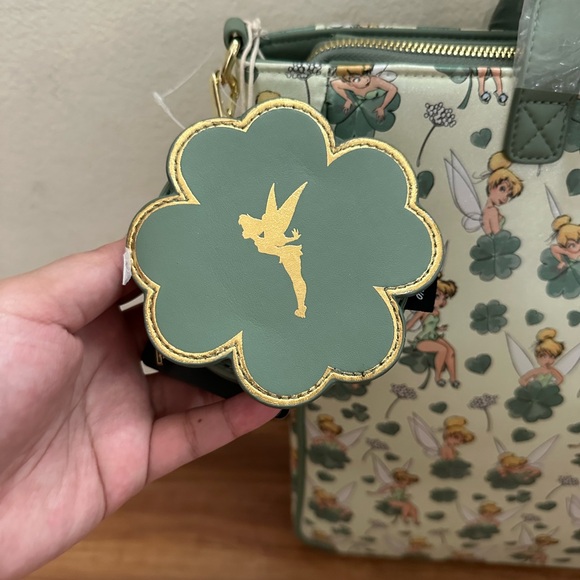 NWT Loungefly Disney Peter Pan TinkerBell Clover Patterned Tote crossbody bag - Picture 6 of 6